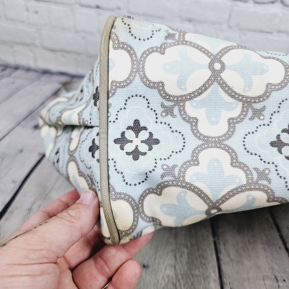 PETUNIA PICKLE BOTTOM | diaper bag - Picture 4 of 16